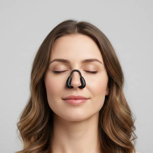 Mulher usando Dilatador Nasal